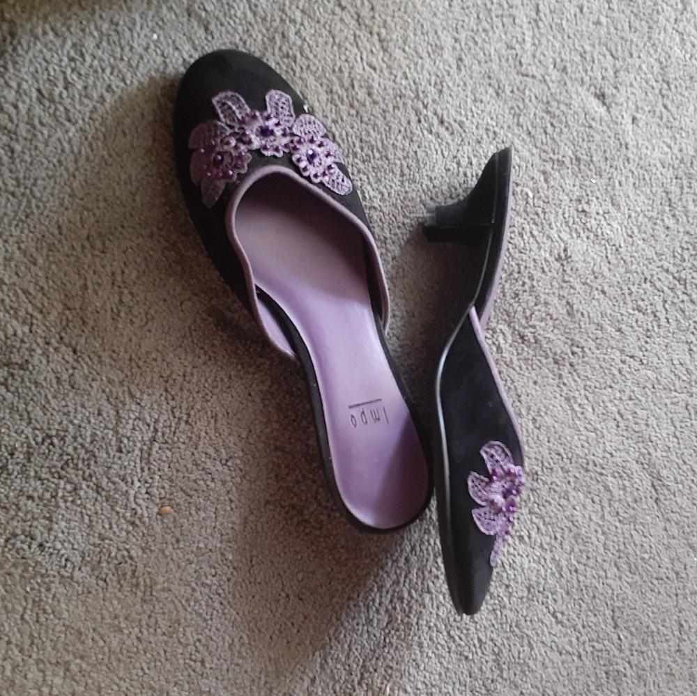 Purple Leather Slip on Dress Shoe with Princess Heel